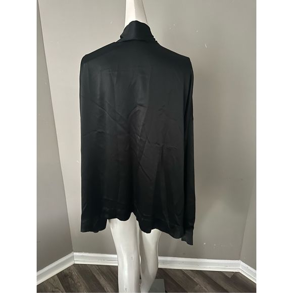 LIBERTINE Heart Silk Tie-neck Blouse - Picture 6 of 9